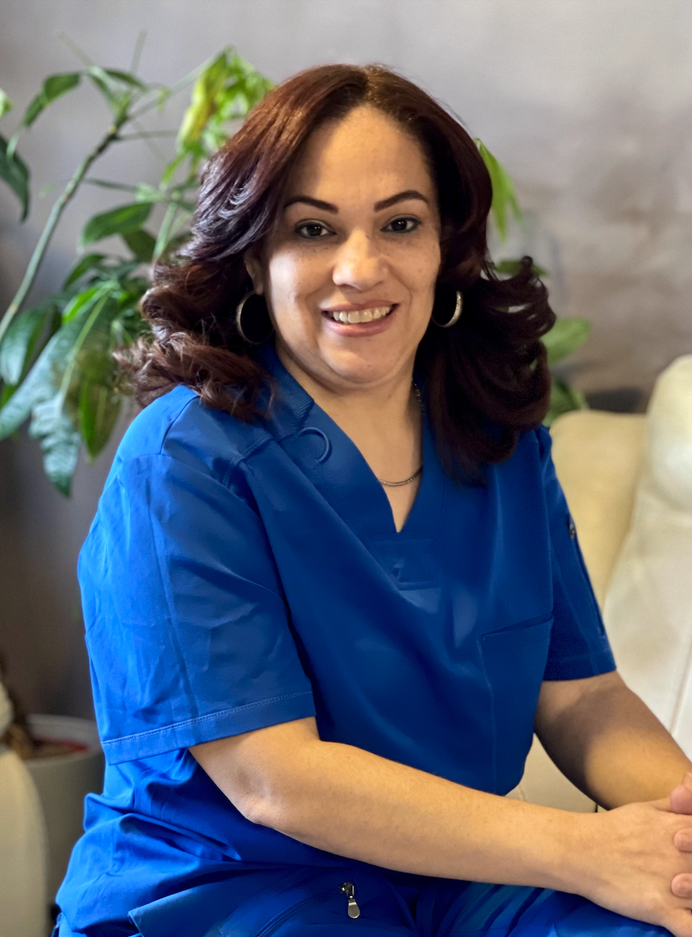 Certified phlebotomist delivering an at-home blood draw in Orlando, FL